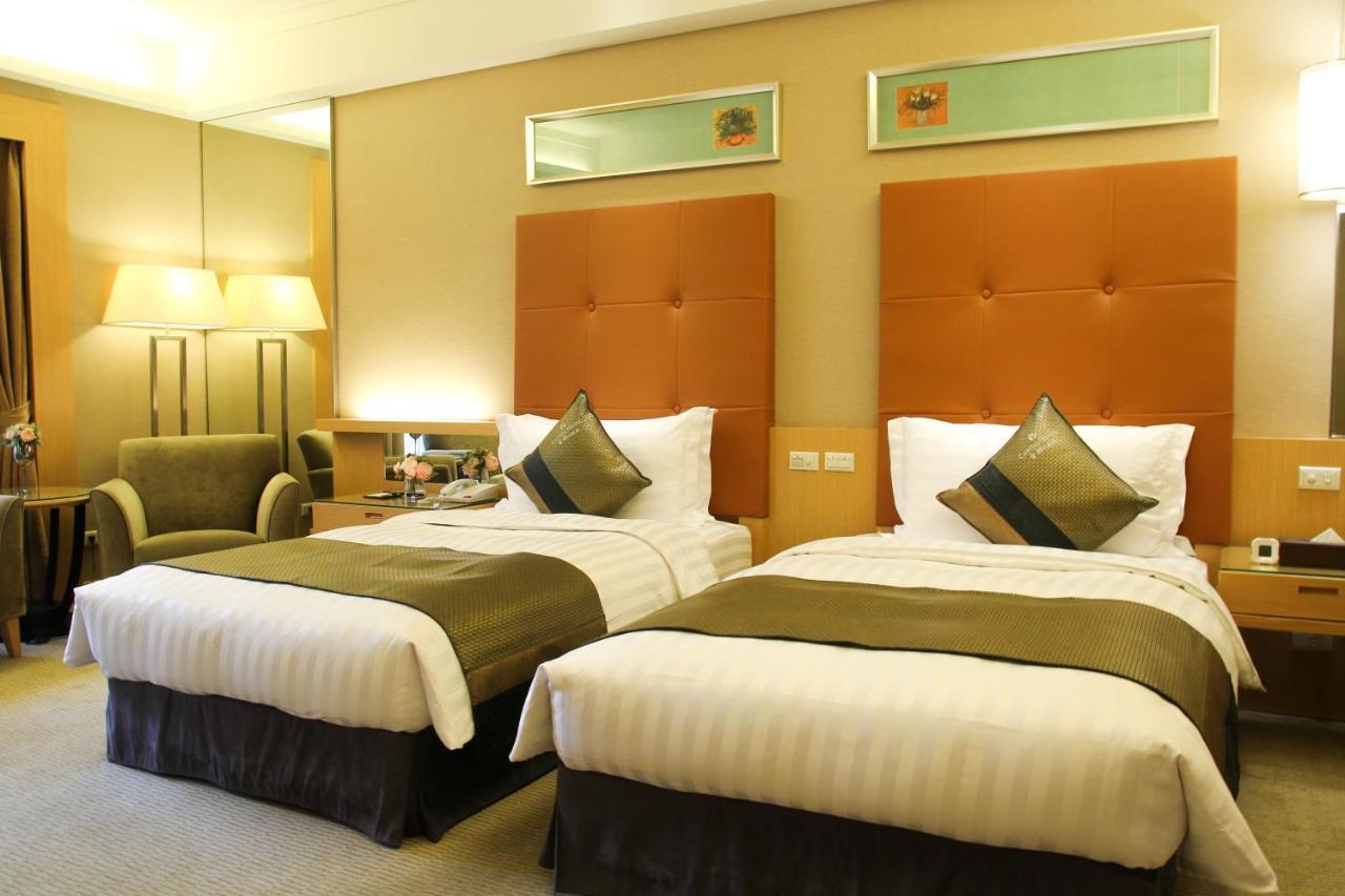 Capital Hotel Тайбэй Экстерьер фото