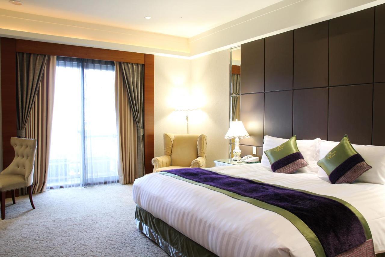 Capital Hotel Тайбэй Экстерьер фото